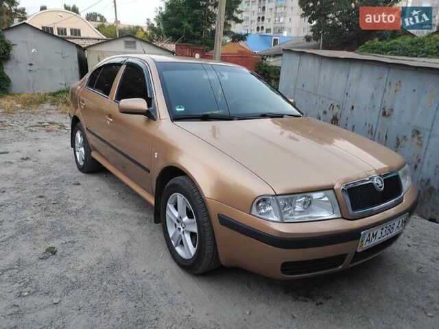 Желтый Шкода Октавия, объемом двигателя 1.98 л и пробегом 149 тыс. км за 5800 $, фото 10 на Automoto.ua