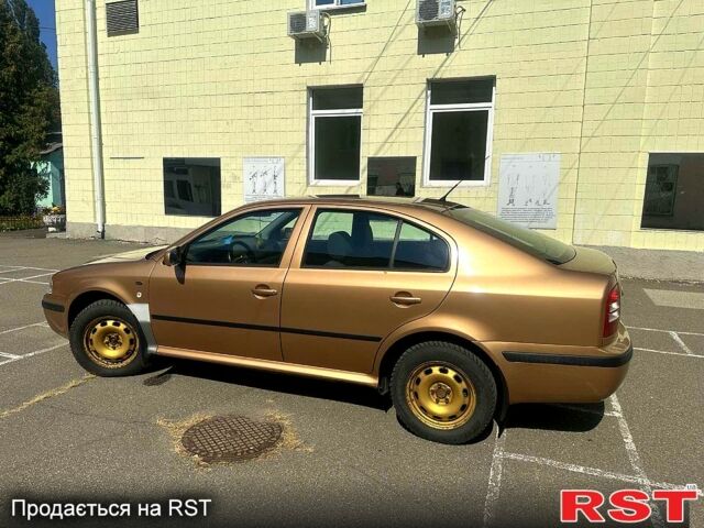 Шкода Октавия 2001 в Киеве на Automoto.ua Желтый Шкода Октавия, объемом двигателя 2 л и пробегом 199 тыс. км за 4300 $, фото 3 на Automoto.ua