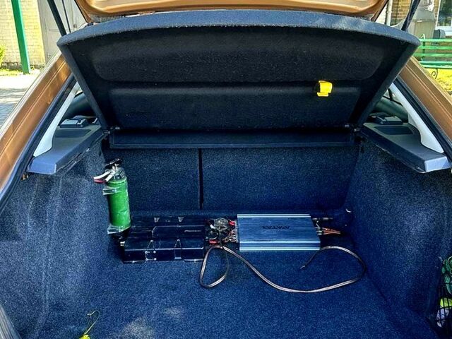 Шкода Октавия 2001 в Киеве на Automoto.ua Желтый Шкода Октавия, объемом двигателя 2 л и пробегом 199 тыс. км за 4300 $, фото 8 на Automoto.ua