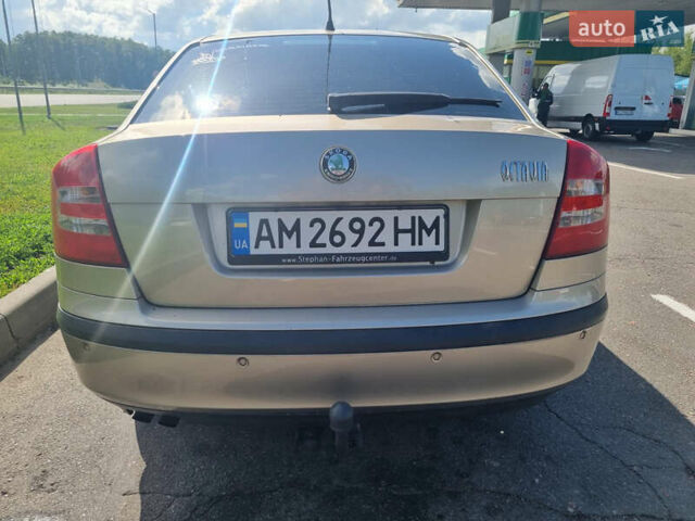 Желтый Шкода Октавия, объемом двигателя 2 л и пробегом 175 тыс. км за 6999 $, фото 8 на Automoto.ua