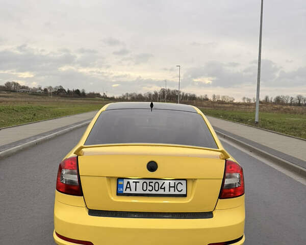 Желтый Шкода Октавия, объемом двигателя 1.97 л и пробегом 331 тыс. км за 6000 $, фото 4 на Automoto.ua