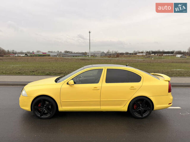 Желтый Шкода Октавия, объемом двигателя 1.97 л и пробегом 331 тыс. км за 6000 $, фото 6 на Automoto.ua