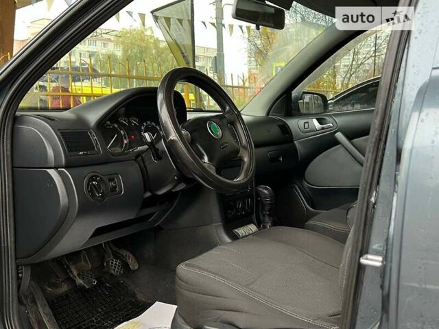 Серый Шкода Октавия, объемом двигателя 1.6 л и пробегом 213 тыс. км за 5500 $, фото 8 на Automoto.ua