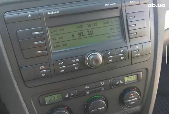Сірий Шкода Октавія, об'ємом двигуна 0 л та пробігом 250 тис. км за 7000 $, фото 3 на Automoto.ua