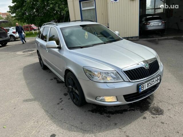 Сірий Шкода Октавія, об'ємом двигуна 0 л та пробігом 205 тис. км за 8000 $, фото 13 на Automoto.ua