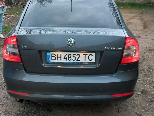 Серый Шкода Октавия, объемом двигателя 0 л и пробегом 190 тыс. км за 7800 $, фото 1 на Automoto.ua