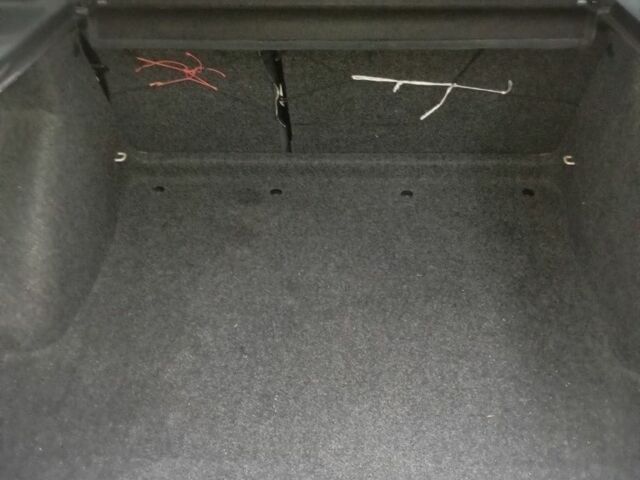 Серый Шкода Октавия, объемом двигателя 2 л и пробегом 239 тыс. км за 3300 $, фото 10 на Automoto.ua