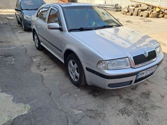 Серый Шкода Октавия, объемом двигателя 1.6 л и пробегом 350 тыс. км за 4500 $, фото 1 на Automoto.ua