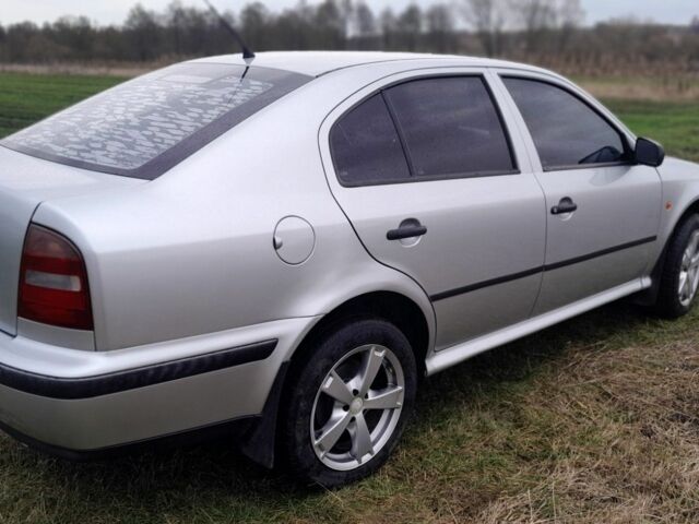 Шкода Октавія 2000 у Прилуках на Automoto.ua Сірий Шкода Октавія, об'ємом двигуна 0 л та пробігом 450 тис. км за 3700 $, фото 3 на Automoto.ua