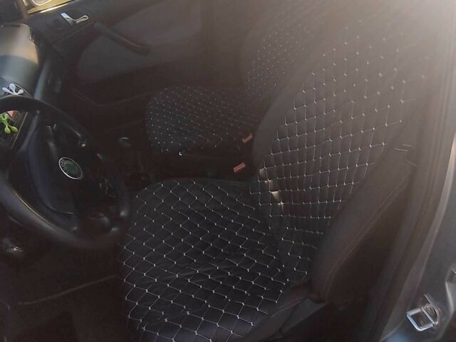 Серый Шкода Октавия, объемом двигателя 1.6 л и пробегом 242 тыс. км за 3700 $, фото 14 на Automoto.ua