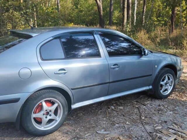 Серый Шкода Октавия, объемом двигателя 1.6 л и пробегом 362 тыс. км за 4400 $, фото 1 на Automoto.ua