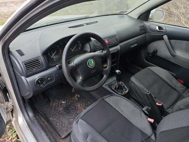 Сірий Шкода Октавія, об'ємом двигуна 1.9 л та пробігом 300 тис. км за 1663 $, фото 4 на Automoto.ua