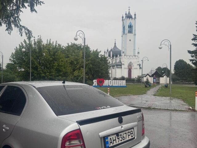 Серый Шкода Октавия, объемом двигателя 1.8 л и пробегом 390 тыс. км за 3500 $, фото 4 на Automoto.ua