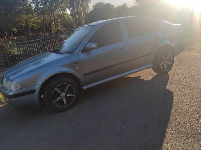 Серый Шкода Октавия, объемом двигателя 1.6 л и пробегом 242 тыс. км за 3700 $, фото 4 на Automoto.ua