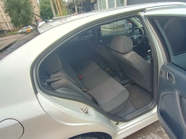 Серый Шкода Октавия, объемом двигателя 1.8 л и пробегом 258 тыс. км за 4300 $, фото 7 на Automoto.ua