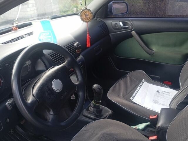 Серый Шкода Октавия, объемом двигателя 1.6 л и пробегом 362 тыс. км за 4400 $, фото 11 на Automoto.ua