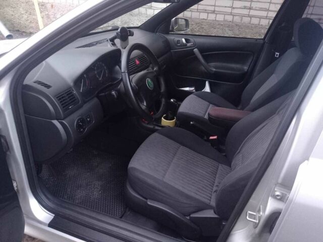 Серый Шкода Октавия, объемом двигателя 1.8 л и пробегом 340 тыс. км за 4500 $, фото 8 на Automoto.ua