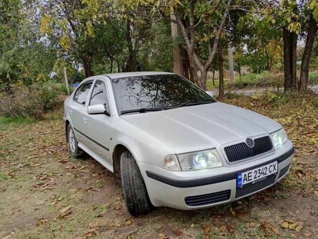 Сірий Шкода Октавія, об'ємом двигуна 1.6 л та пробігом 290 тис. км за 2999 $, фото 3 на Automoto.ua