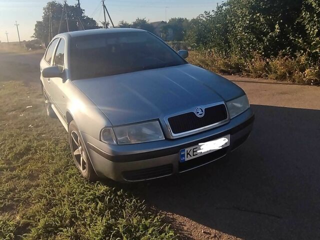 Серый Шкода Октавия, объемом двигателя 1.6 л и пробегом 242 тыс. км за 3700 $, фото 1 на Automoto.ua