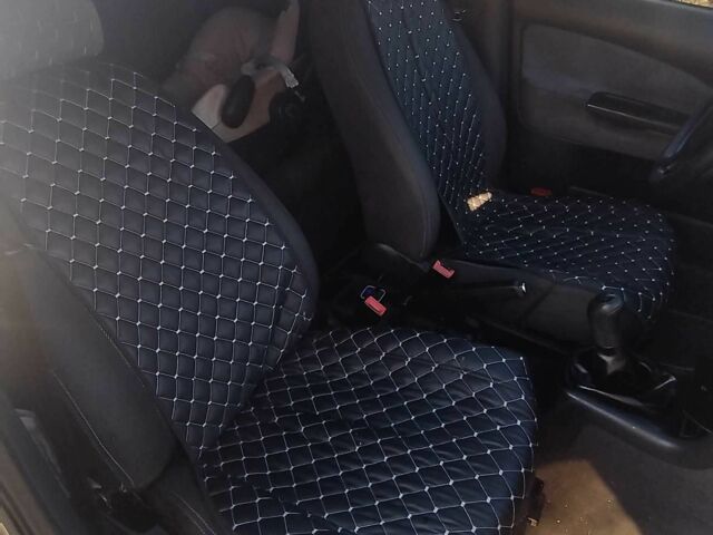 Серый Шкода Октавия, объемом двигателя 1.6 л и пробегом 242 тыс. км за 3700 $, фото 11 на Automoto.ua