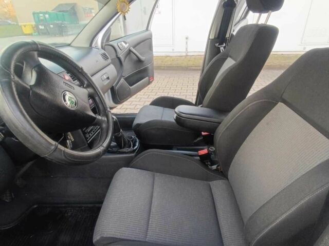 Серый Шкода Октавия, объемом двигателя 1.9 л и пробегом 370 тыс. км за 3900 $, фото 7 на Automoto.ua