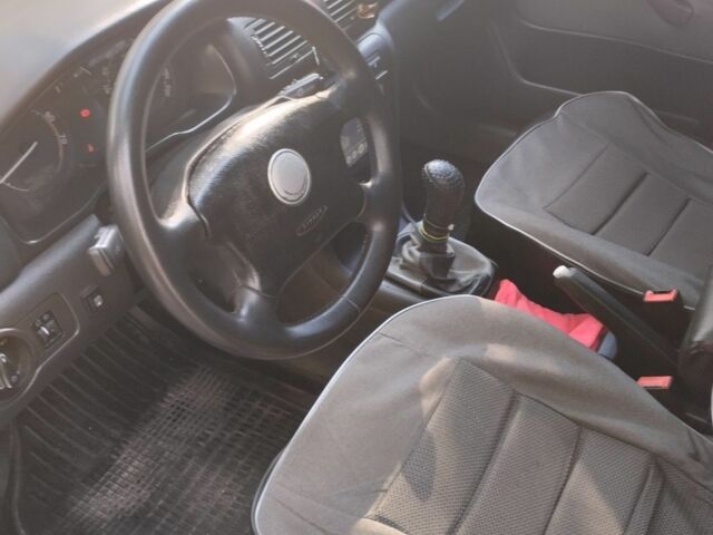 Серый Шкода Октавия, объемом двигателя 1.6 л и пробегом 362 тыс. км за 4400 $, фото 8 на Automoto.ua