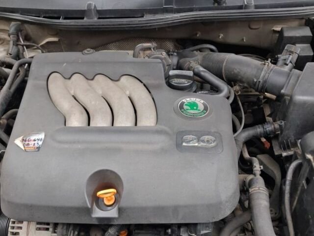 Серый Шкода Октавия, объемом двигателя 2 л и пробегом 169 тыс. км за 4200 $, фото 7 на Automoto.ua