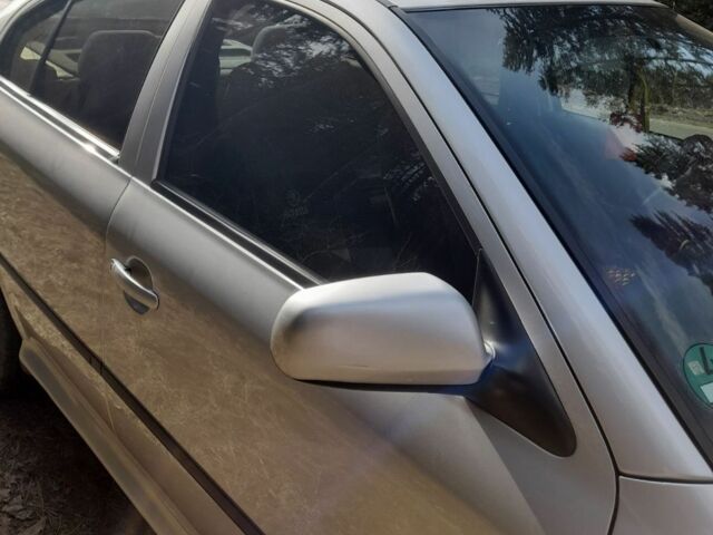 Серый Шкода Октавия, объемом двигателя 0 л и пробегом 354 тыс. км за 3600 $, фото 3 на Automoto.ua