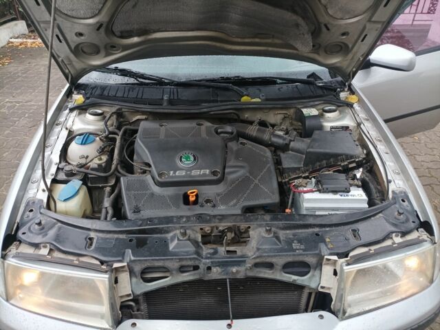 Сірий Шкода Октавія, об'ємом двигуна 1.6 л та пробігом 266 тис. км за 3750 $, фото 21 на Automoto.ua