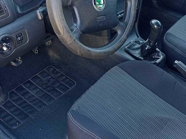 Серый Шкода Октавия, объемом двигателя 1.9 л и пробегом 453 тыс. км за 3093 $, фото 7 на Automoto.ua