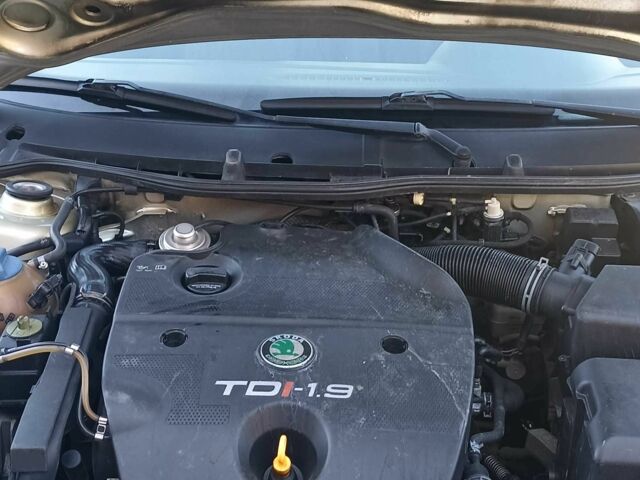 Серый Шкода Октавия, объемом двигателя 1.9 л и пробегом 453 тыс. км за 3093 $, фото 9 на Automoto.ua