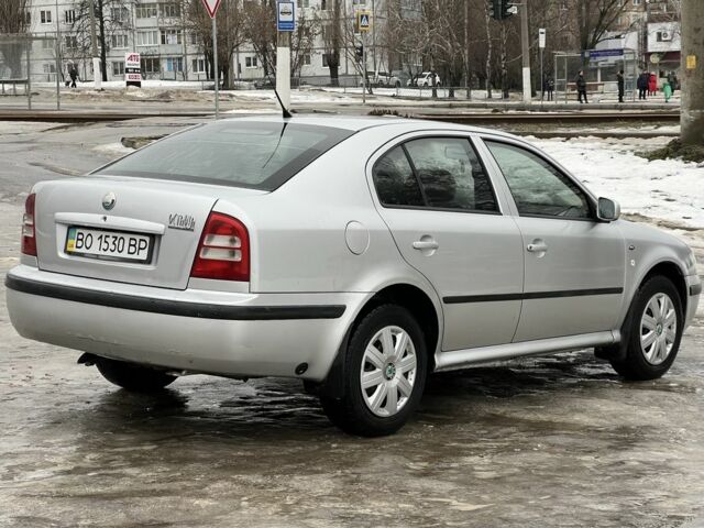 Серый Шкода Октавия, объемом двигателя 1.6 л и пробегом 383 тыс. км за 2950 $, фото 3 на Automoto.ua