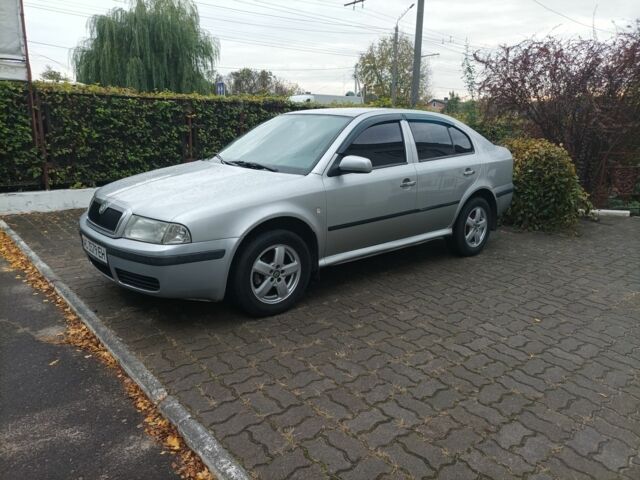 Сірий Шкода Октавія, об'ємом двигуна 1.6 л та пробігом 266 тис. км за 3750 $, фото 1 на Automoto.ua