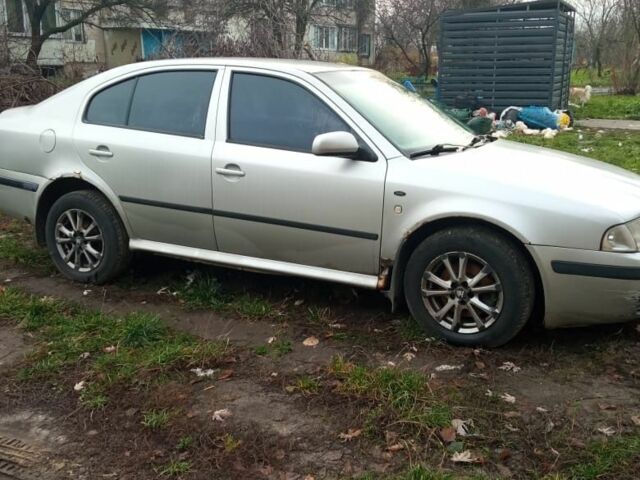 Сірий Шкода Октавія, об'ємом двигуна 2 л та пробігом 295 тис. км за 3200 $, фото 2 на Automoto.ua