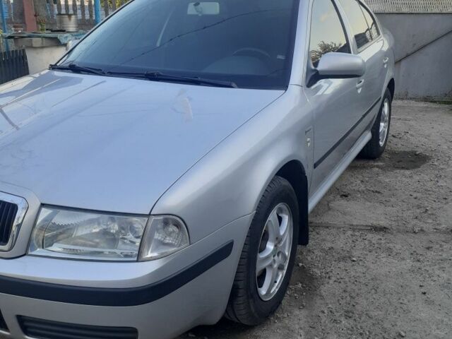 Сірий Шкода Октавія, об'ємом двигуна 1.6 л та пробігом 133 тис. км за 4500 $, фото 1 на Automoto.ua