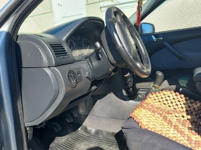 Серый Шкода Октавия, объемом двигателя 1.6 л и пробегом 450 тыс. км за 3300 $, фото 3 на Automoto.ua