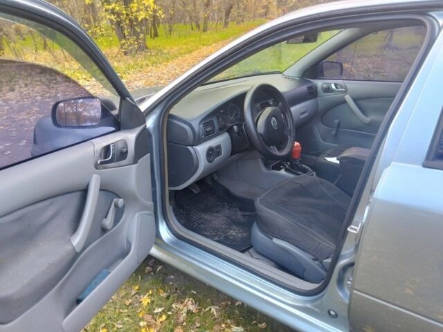 Сірий Шкода Октавія, об'ємом двигуна 1.6 л та пробігом 320 тис. км за 4000 $, фото 5 на Automoto.ua