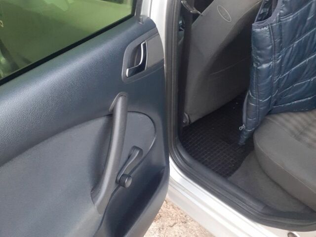 Сірий Шкода Октавія, об'ємом двигуна 1.6 л та пробігом 133 тис. км за 4500 $, фото 19 на Automoto.ua