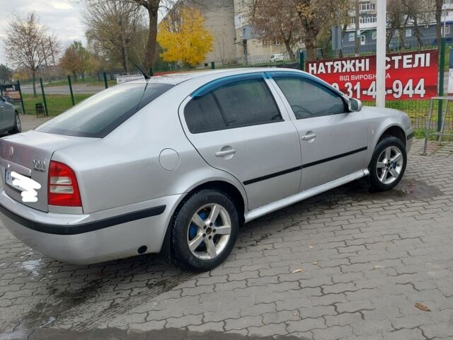 Серый Шкода Октавия, объемом двигателя 1.6 л и пробегом 450 тыс. км за 3300 $, фото 2 на Automoto.ua