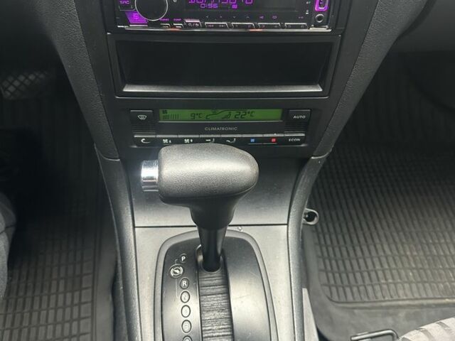 Серый Шкода Октавия, объемом двигателя 2 л и пробегом 287 тыс. км за 3900 $, фото 5 на Automoto.ua