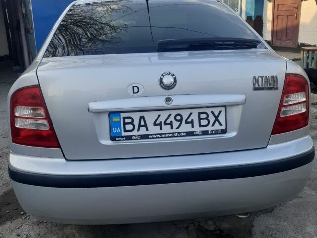 Серый Шкода Октавия, объемом двигателя 1.6 л и пробегом 133 тыс. км за 4800 $, фото 3 на Automoto.ua