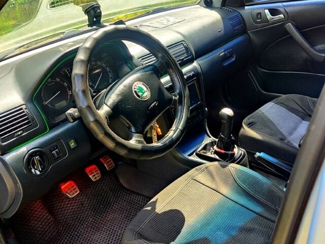 Сірий Шкода Октавія, об'ємом двигуна 1.8 л та пробігом 300 тис. км за 4300 $, фото 6 на Automoto.ua