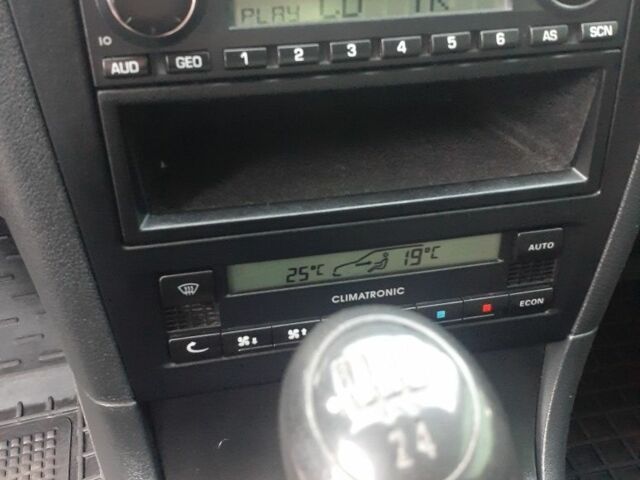 Сірий Шкода Октавія, об'ємом двигуна 1.6 л та пробігом 133 тис. км за 4500 $, фото 20 на Automoto.ua