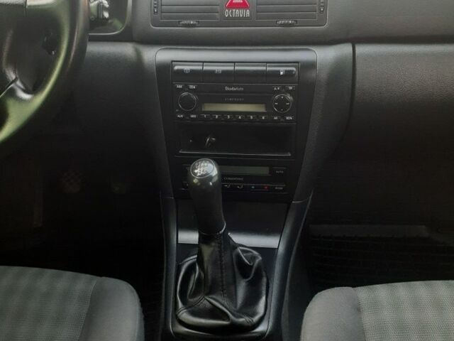 Сірий Шкода Октавія, об'ємом двигуна 1.6 л та пробігом 133 тис. км за 4500 $, фото 9 на Automoto.ua