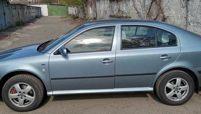 Сірий Шкода Октавія, об'ємом двигуна 1.8 л та пробігом 195 тис. км за 4700 $, фото 2 на Automoto.ua