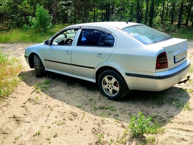 Сірий Шкода Октавія, об'ємом двигуна 1.8 л та пробігом 300 тис. км за 4300 $, фото 7 на Automoto.ua