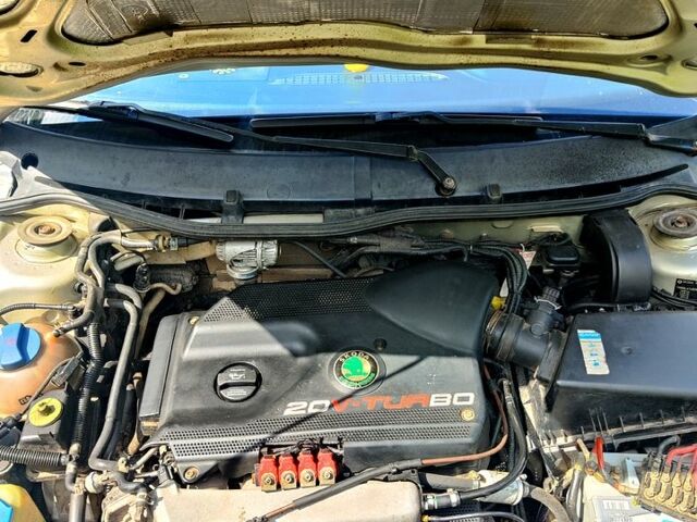 Сірий Шкода Октавія, об'ємом двигуна 1.8 л та пробігом 300 тис. км за 4300 $, фото 3 на Automoto.ua