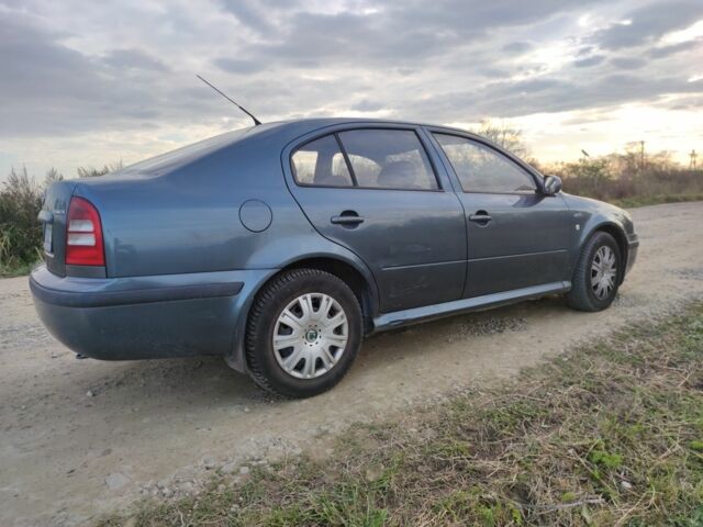 Серый Шкода Октавия, объемом двигателя 1.9 л и пробегом 320 тыс. км за 1800 $, фото 2 на Automoto.ua