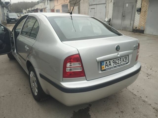 Серый Шкода Октавия, объемом двигателя 1.6 л и пробегом 92 тыс. км за 6300 $, фото 1 на Automoto.ua