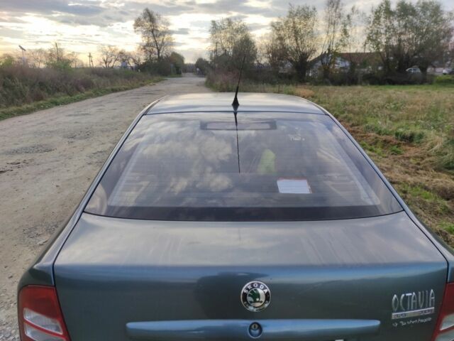 Серый Шкода Октавия, объемом двигателя 1.9 л и пробегом 320 тыс. км за 1800 $, фото 3 на Automoto.ua